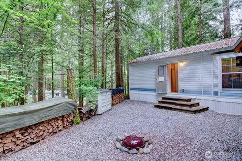 57 Riverside Drive Deming WA 98244