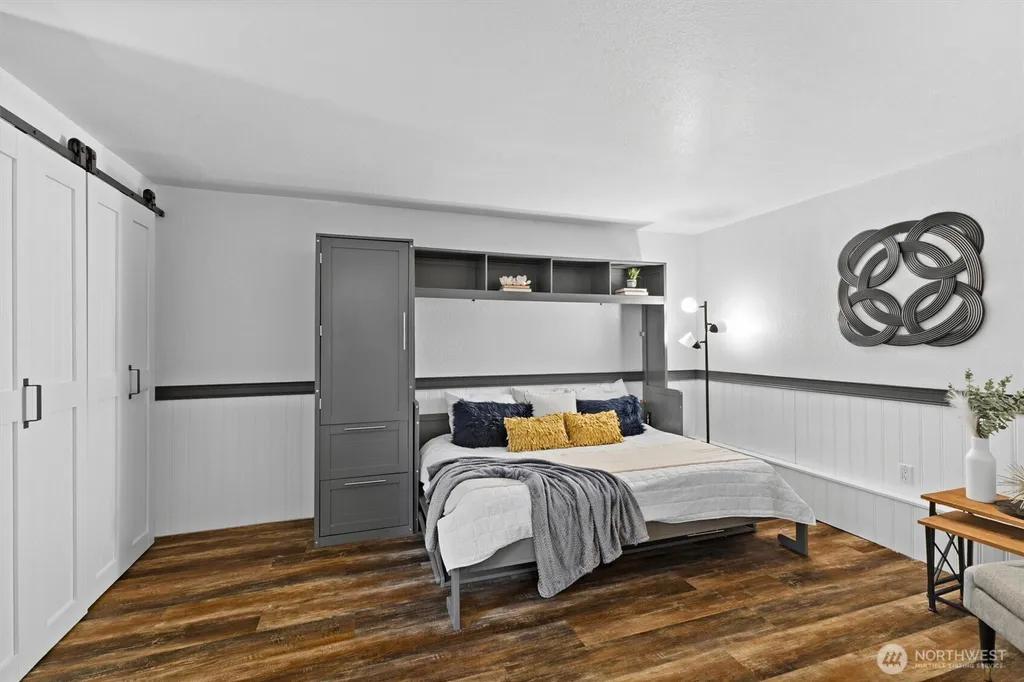 16306 Valhalla Drive Bothell WA 98011
