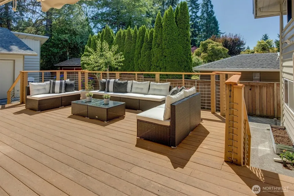 1925 SW 167th Street Burien WA 98166