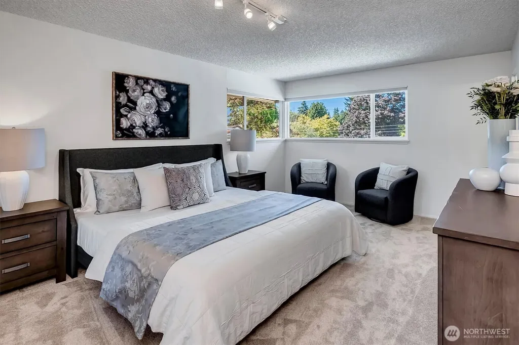 1925 SW 167th Street Burien WA 98166