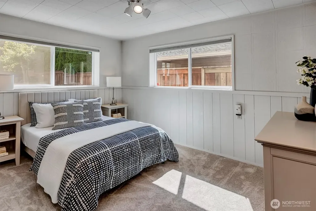 1925 SW 167th Street Burien WA 98166