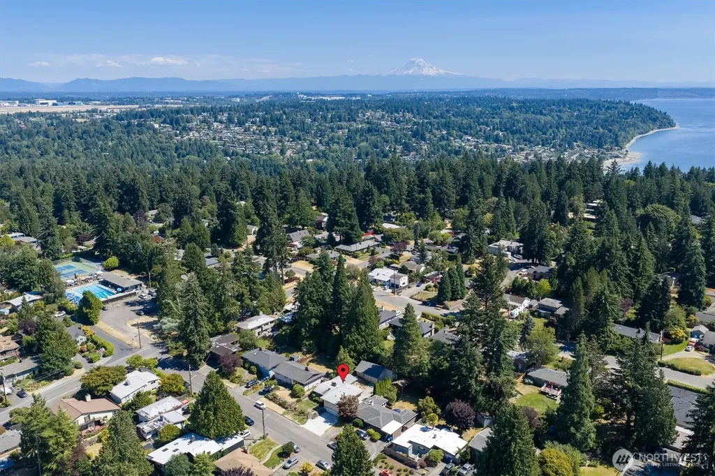 1925 SW 167th Street Burien WA 98166