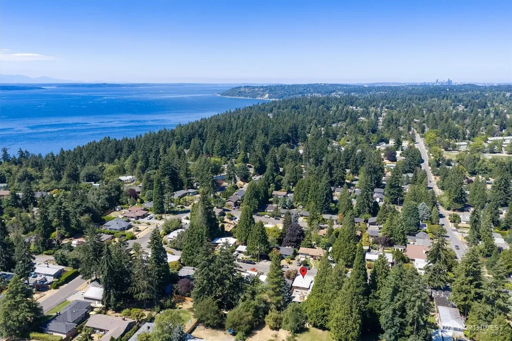 1925 SW 167th Street Burien WA 98166
