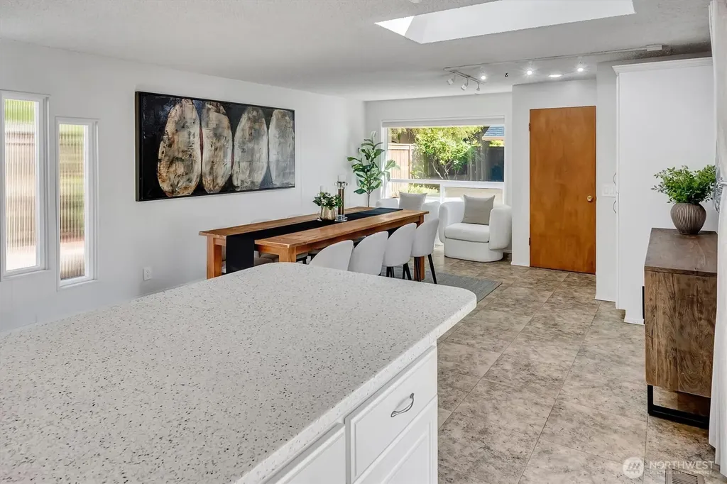 1925 SW 167th Street Burien WA 98166