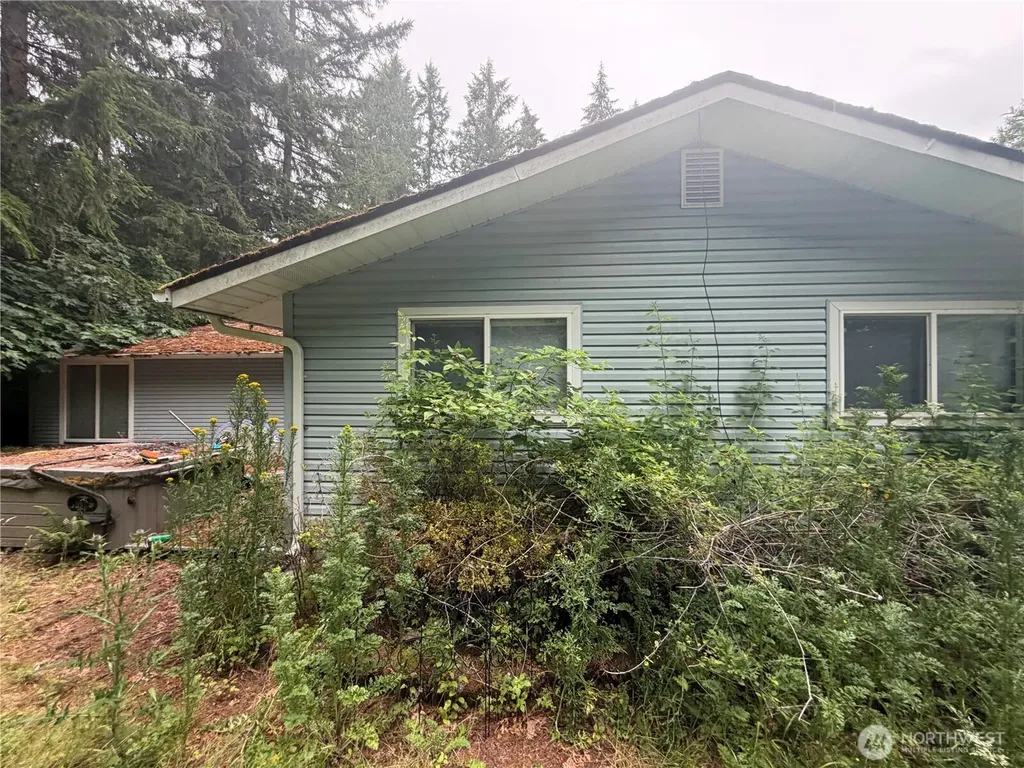 7637 Kittiwake Drive SE Olympia WA 98513