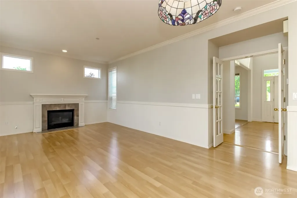 1425 Richmond Court Dupont WA 98327