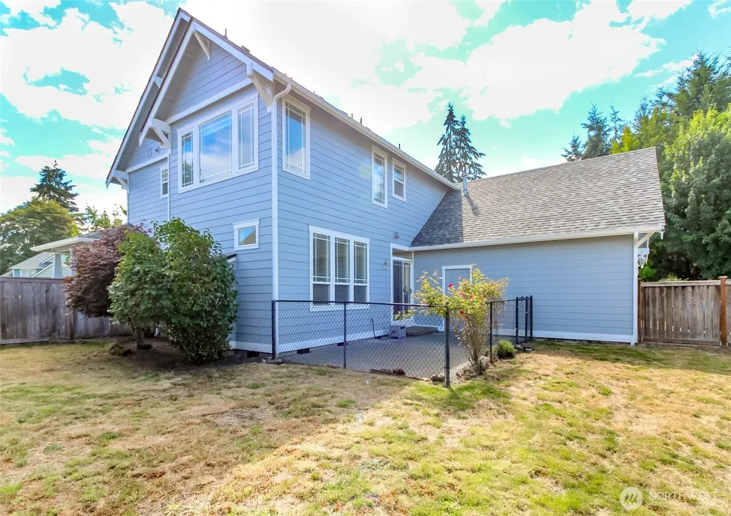 1425 Richmond Court Dupont WA 98327
