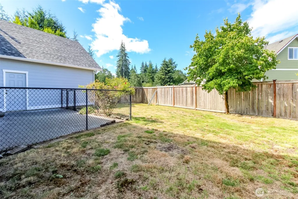 1425 Richmond Court Dupont WA 98327