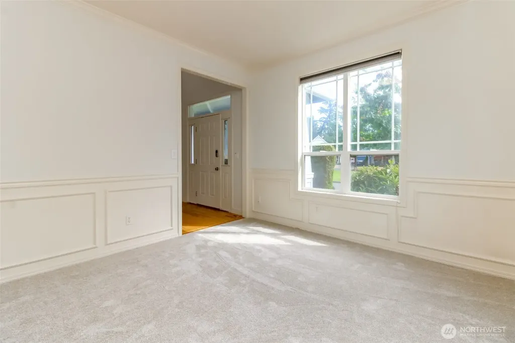 1425 Richmond Court Dupont WA 98327