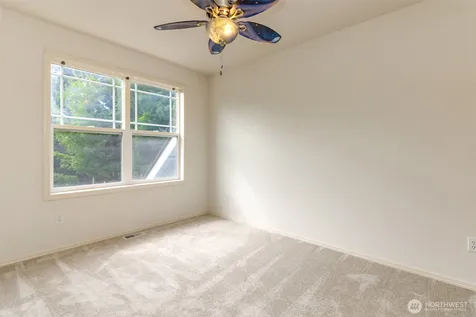 1425 Richmond Court Dupont WA 98327