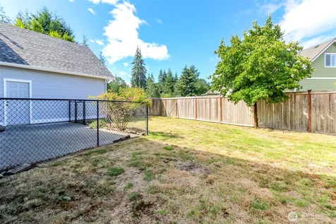 1425 Richmond Court Dupont WA 98327