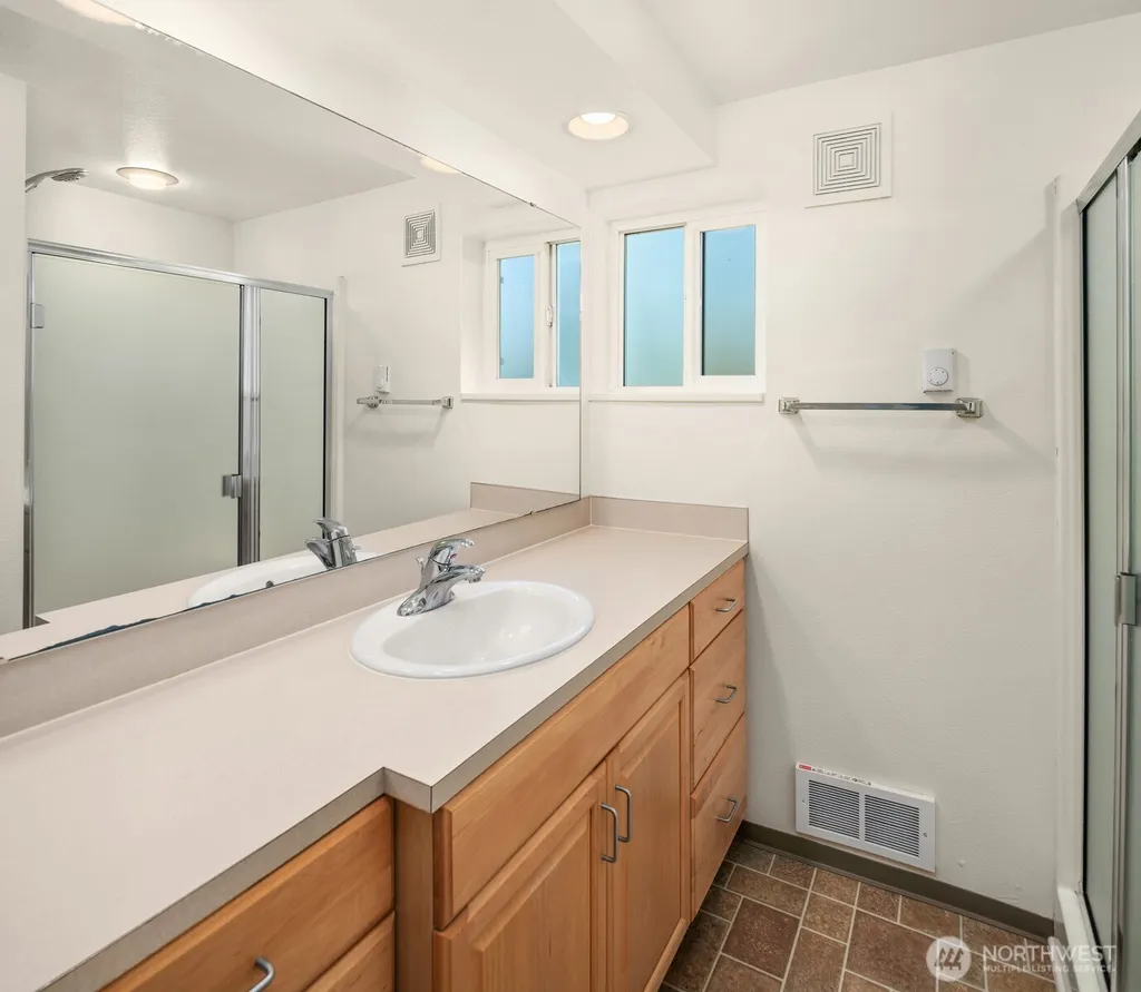 12018 Gibson Road Everett WA 98204