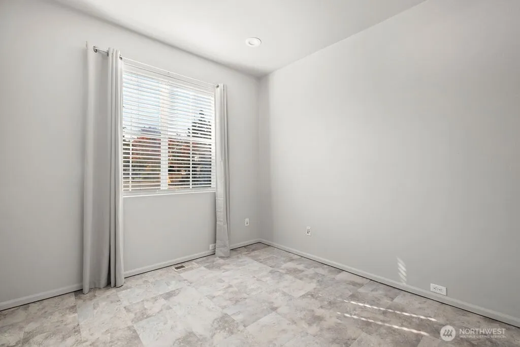 16202 SE 260th Street Covington WA 98042