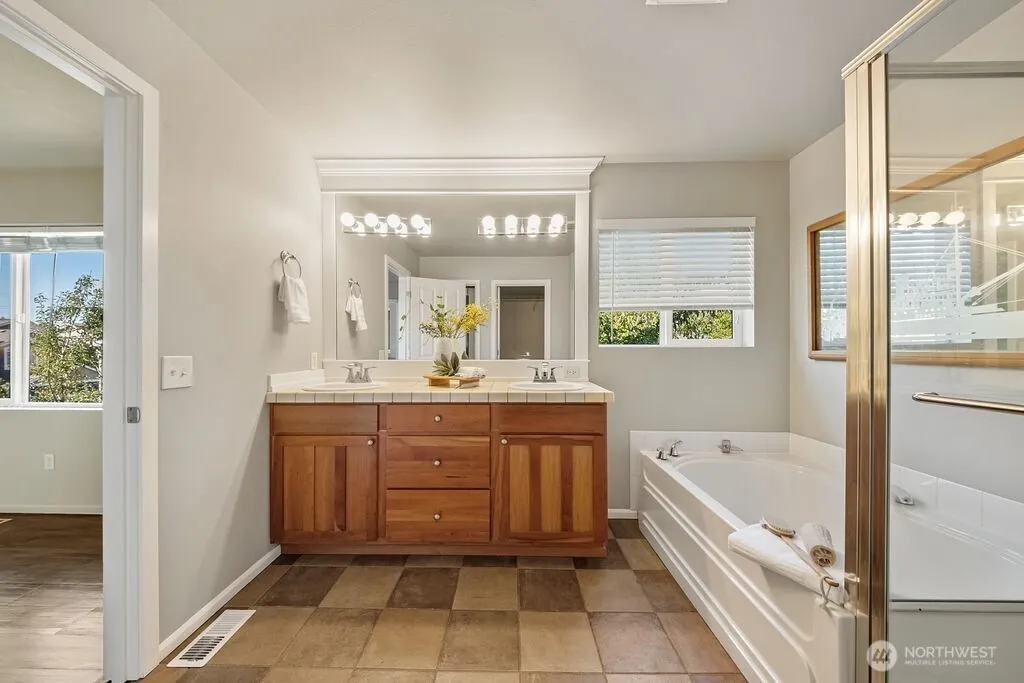 16202 SE 260th Street Covington WA 98042
