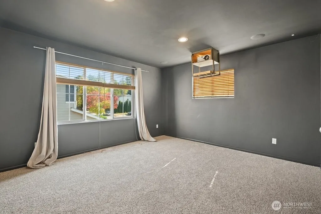 16202 SE 260th Street Covington WA 98042