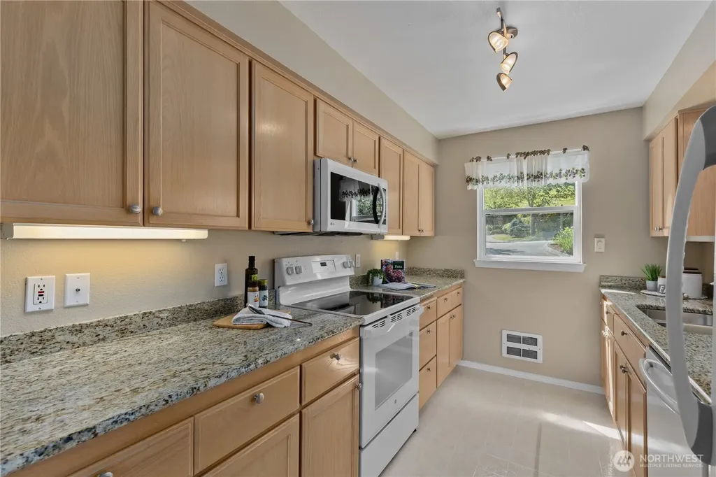 4437 Providence Point Place SE Issaquah WA 98029