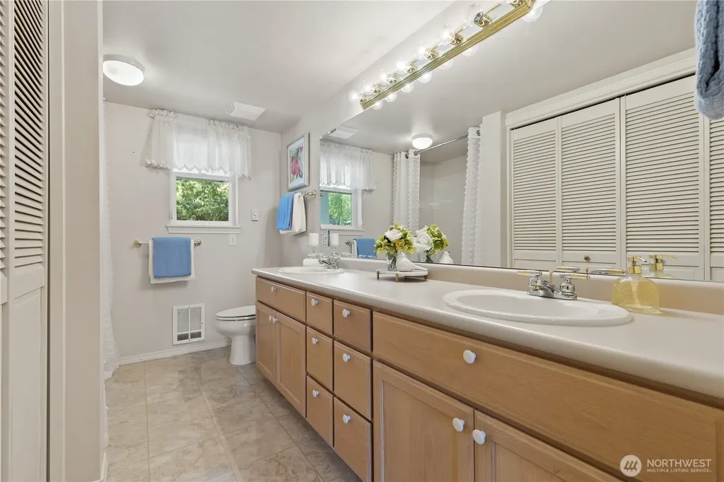 4437 Providence Point Place SE Issaquah WA 98029