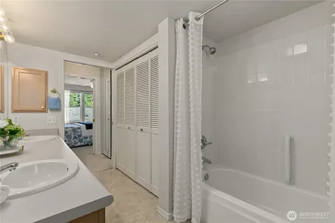 4437 Providence Point Place SE Issaquah WA 98029