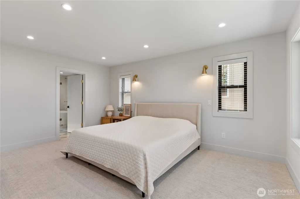 11 Oval Court Bellingham WA 98229