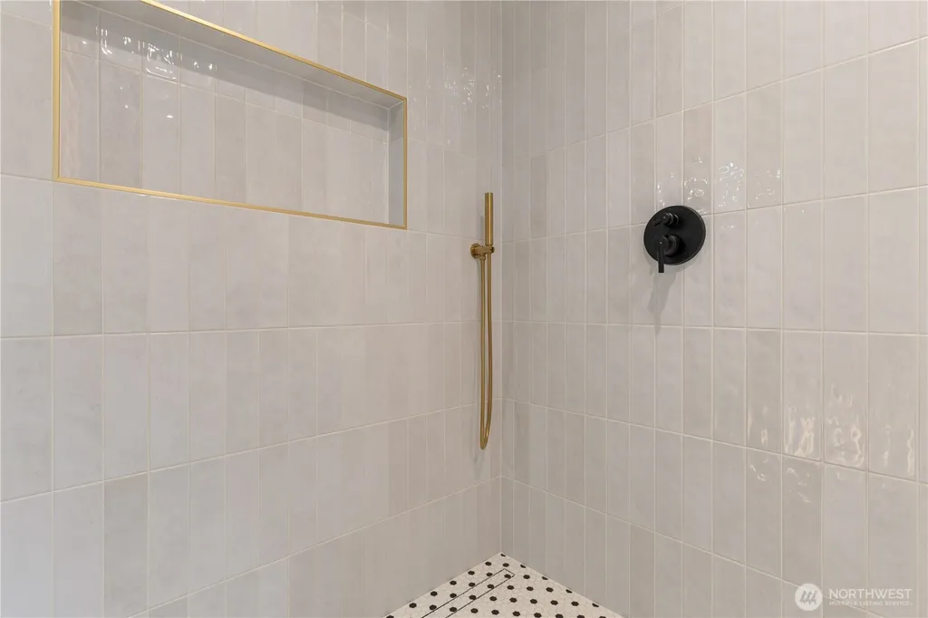 11 Oval Court Bellingham WA 98229