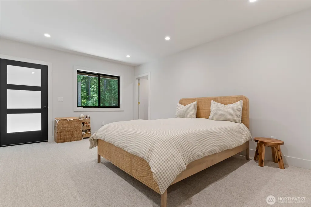 11 Oval Court Bellingham WA 98229