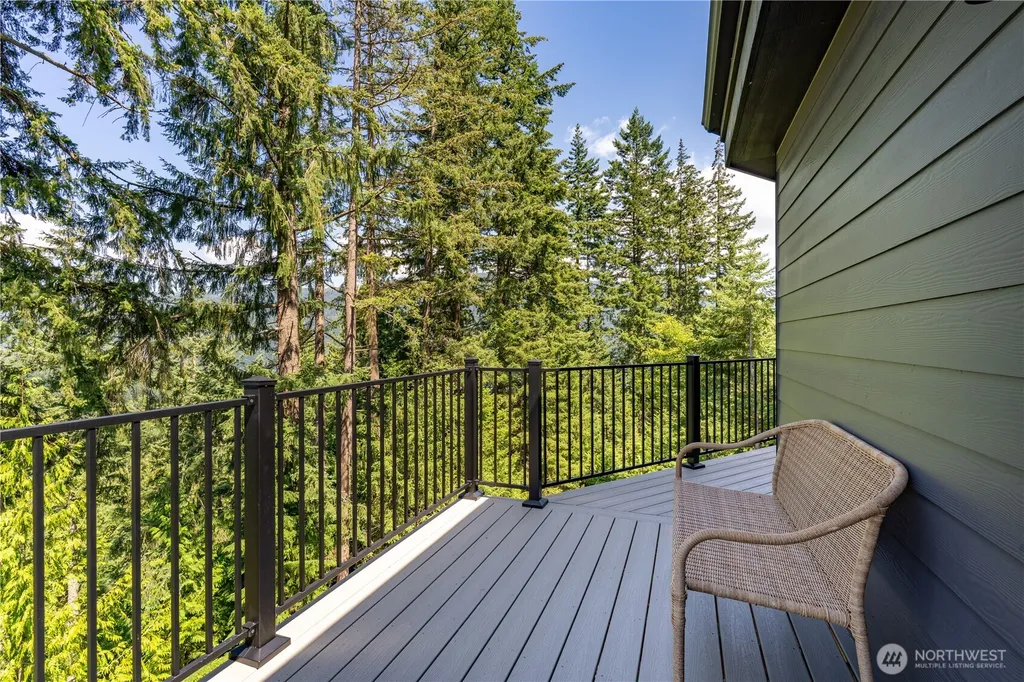 11 Oval Court Bellingham WA 98229