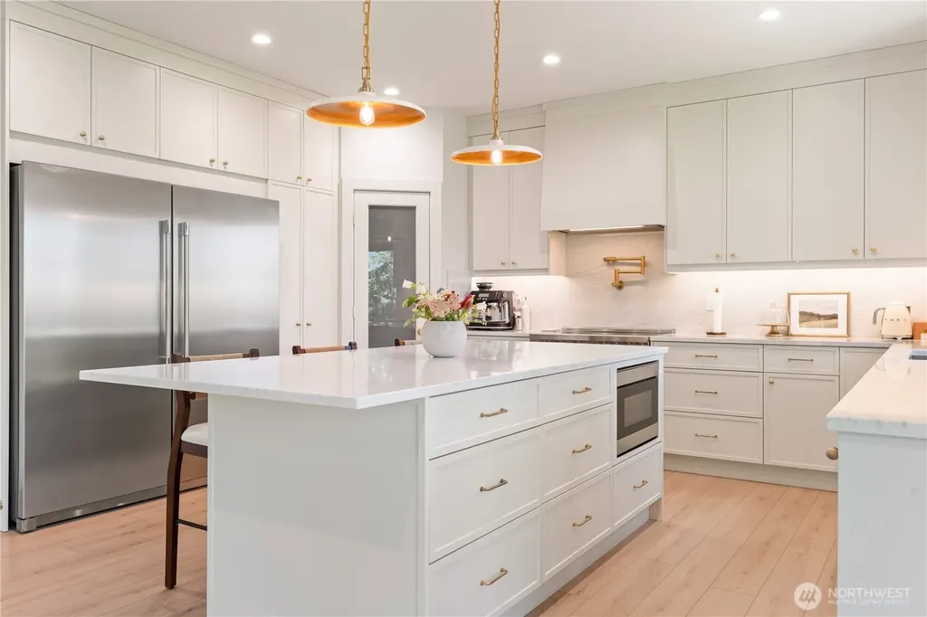 11 Oval Court Bellingham WA 98229