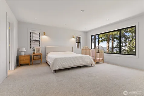 11 Oval Court Bellingham WA 98229