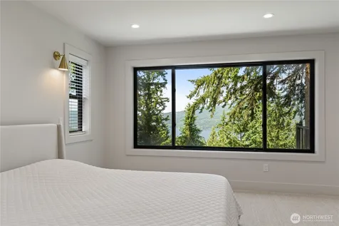 11 Oval Court Bellingham WA 98229