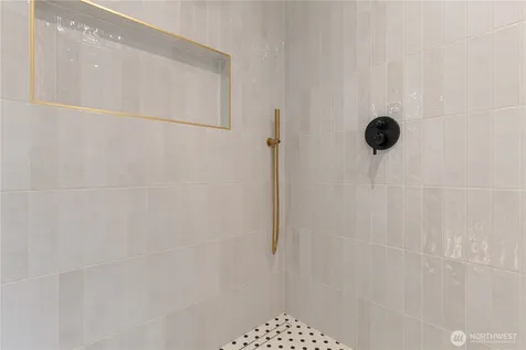 11 Oval Court Bellingham WA 98229