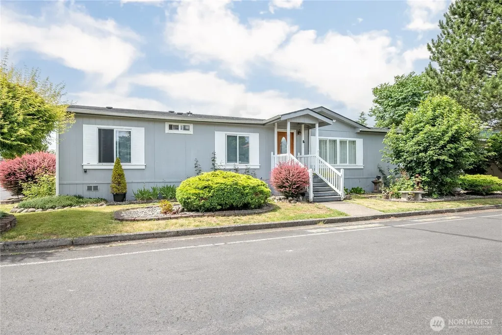 600 Egret Lane Longview WA 98632