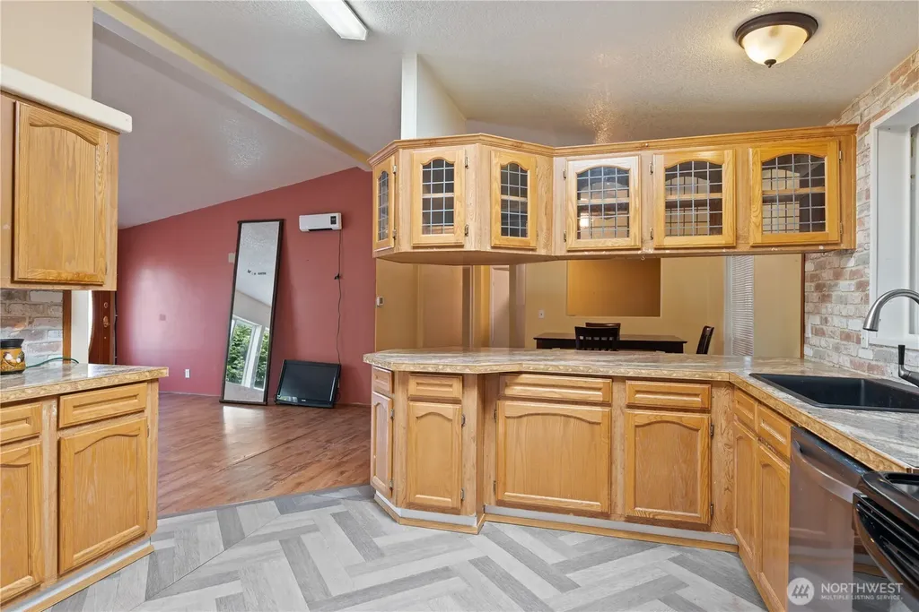600 Egret Lane Longview WA 98632
