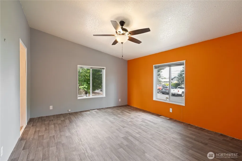 600 Egret Lane Longview WA 98632