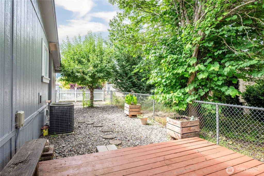 600 Egret Lane Longview WA 98632