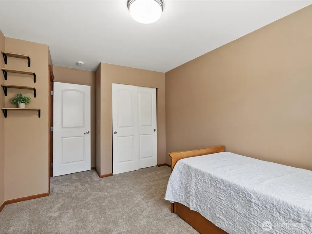 22622 SE 271st Street Maple Valley WA 98038
