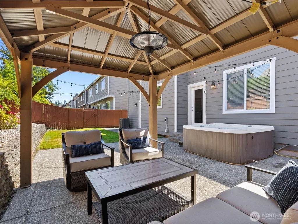 22622 SE 271st Street Maple Valley WA 98038