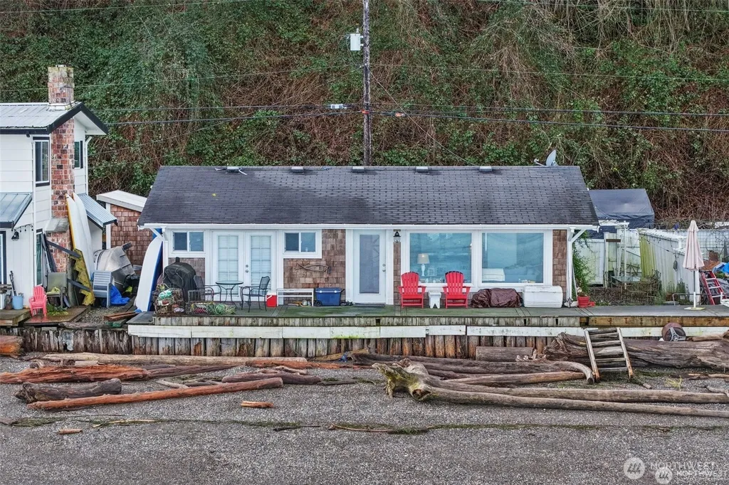 3151 Shoreline Drive Camano Island WA 98282