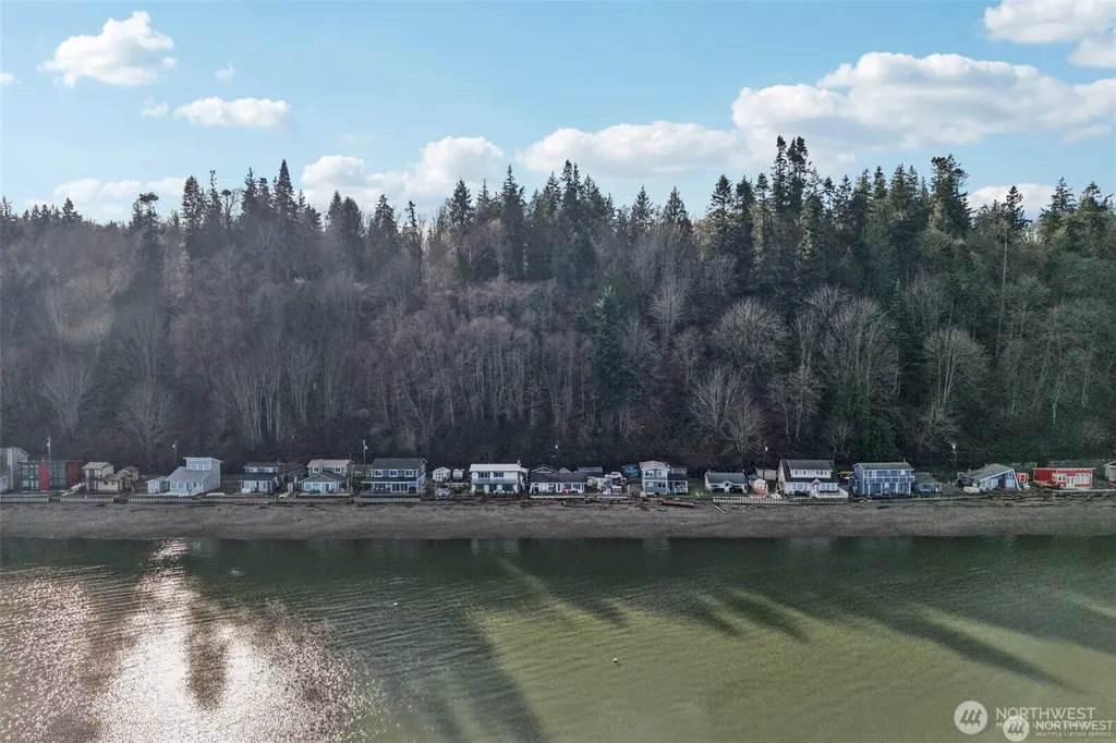 3151 Shoreline Drive Camano Island WA 98282