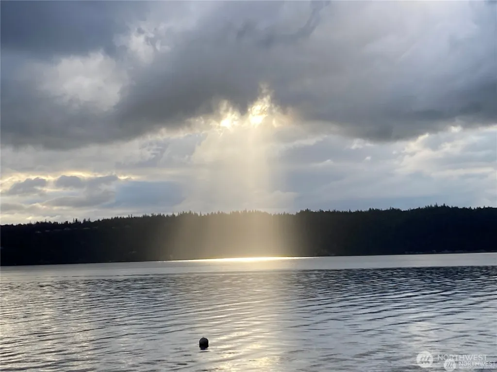 3151 Shoreline Drive Camano Island WA 98282