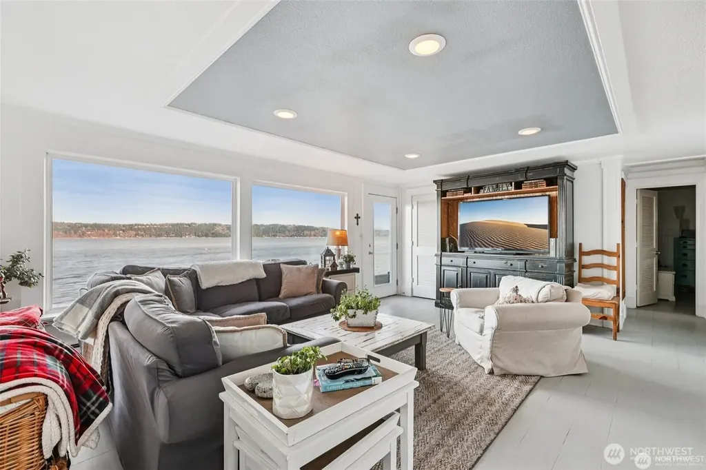 3151 Shoreline Drive Camano Island WA 98282