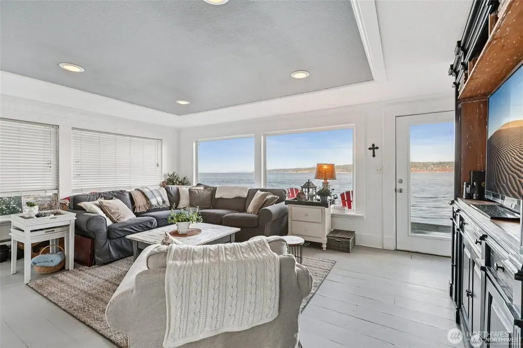 3151 Shoreline Drive Camano Island WA 98282