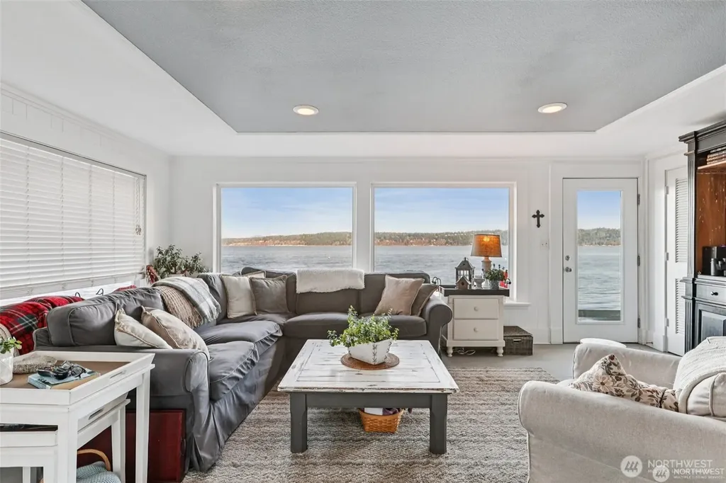 3151 Shoreline Drive Camano Island WA 98282