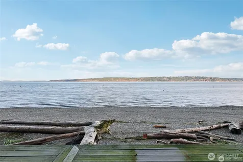 3151 Shoreline Drive Camano Island WA 98282