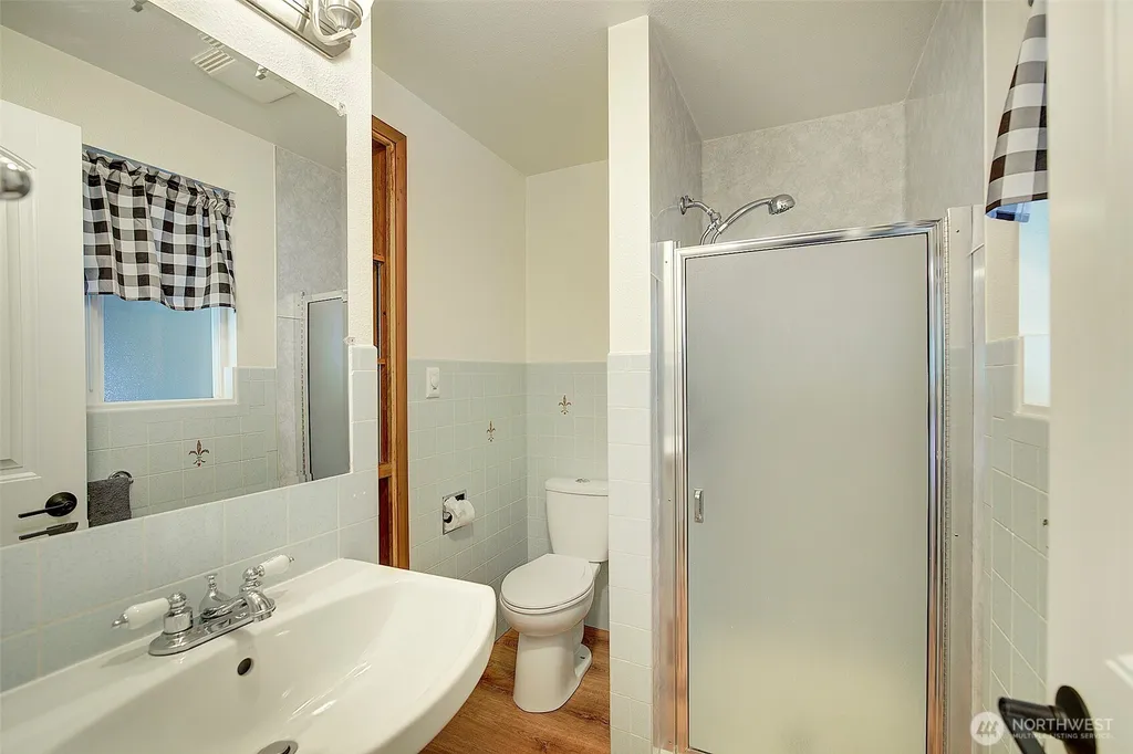 18021 Issaquah Hobart Road SE Issaquah WA 98027