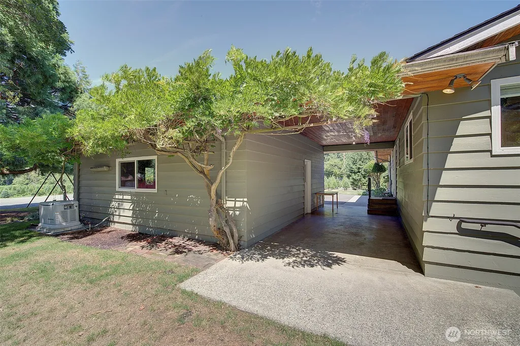18021 Issaquah Hobart Road SE Issaquah WA 98027