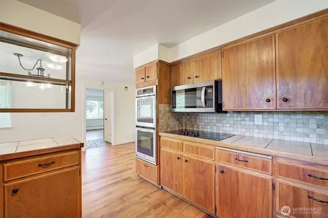 18021 Issaquah Hobart Road SE Issaquah WA 98027