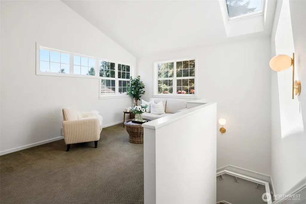 5356 Ruby Place NE Bainbridge Island WA 98110