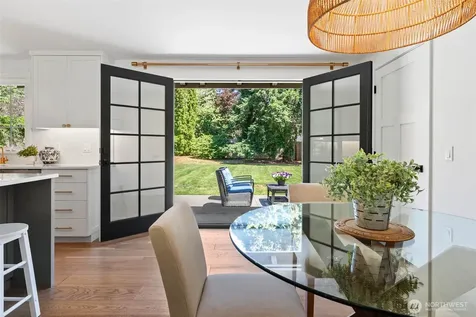 5356 Ruby Place NE Bainbridge Island WA 98110