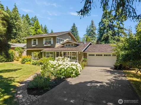 5356 Ruby Place NE Bainbridge Island WA 98110