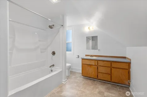 2307 Rockefeller Avenue Everett WA 98201